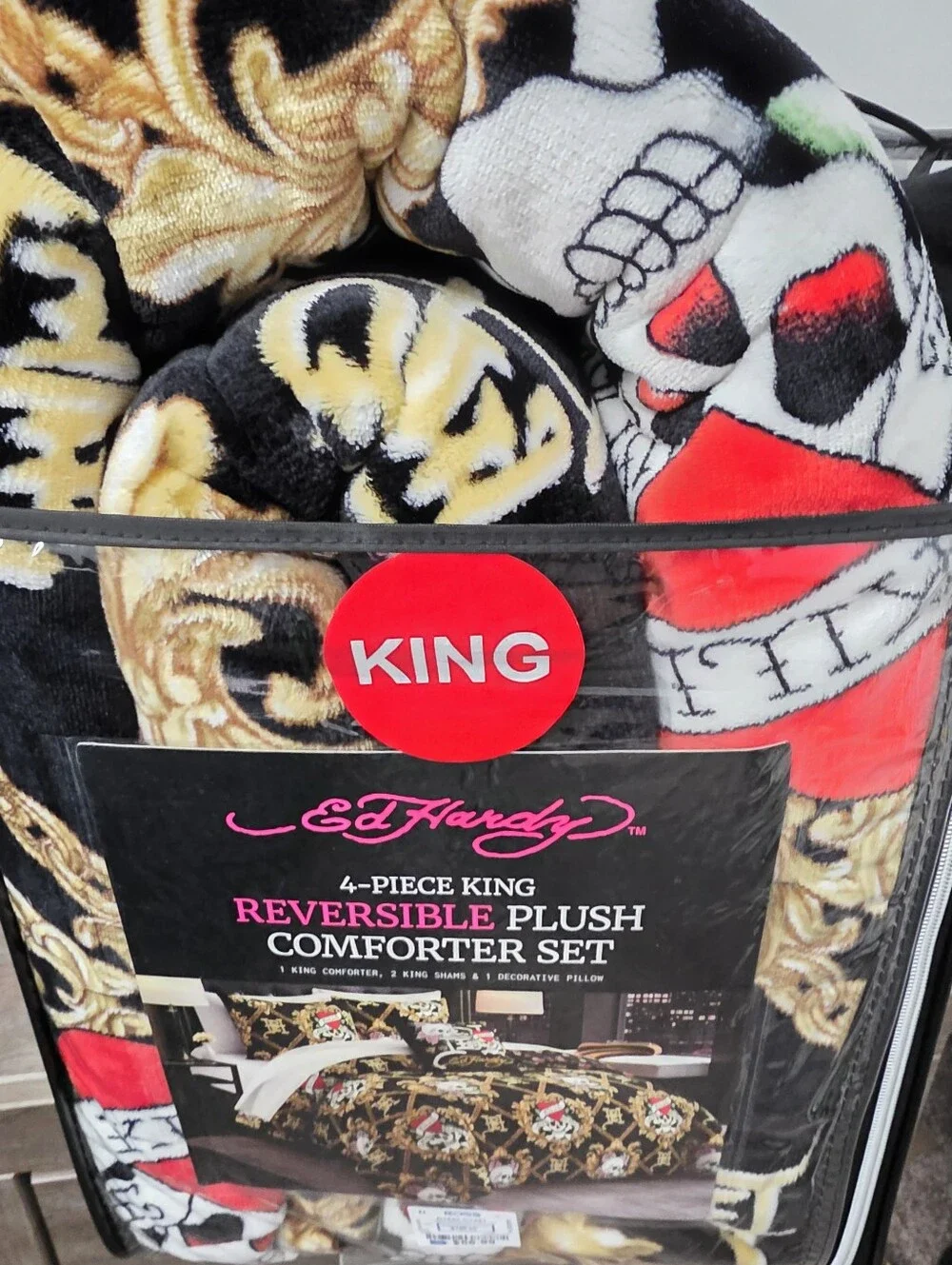 Ed Hardy KING 4-Piece Luxurious Reversible Plush Comforter Set New
